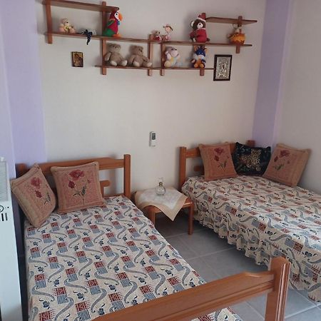 Gerakini 2Br Apt With Shared Pool Buitenkant foto