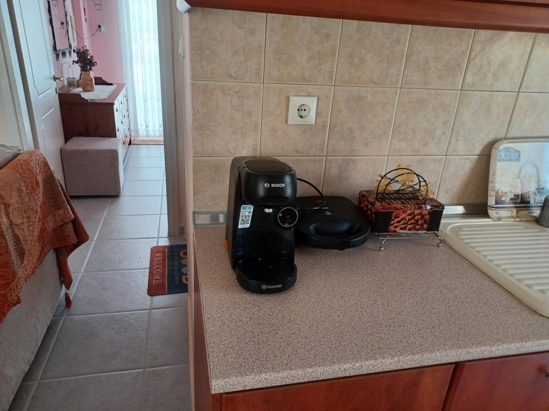 Gerakini 2Br Apt With Shared Pool Buitenkant foto