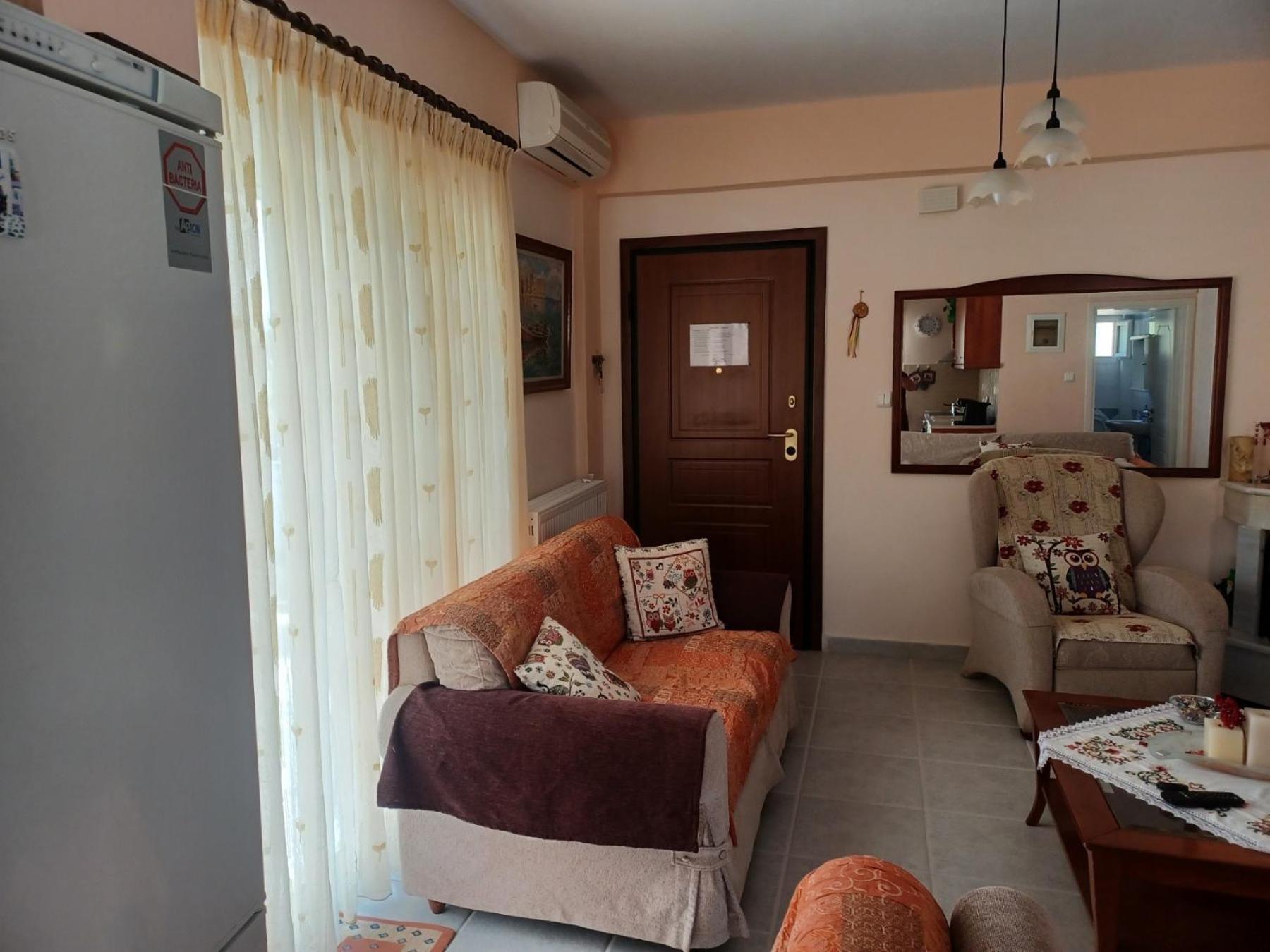 Gerakini 2Br Apt With Shared Pool Buitenkant foto