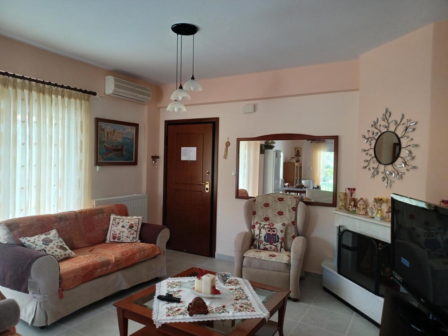 Gerakini 2Br Apt With Shared Pool Buitenkant foto
