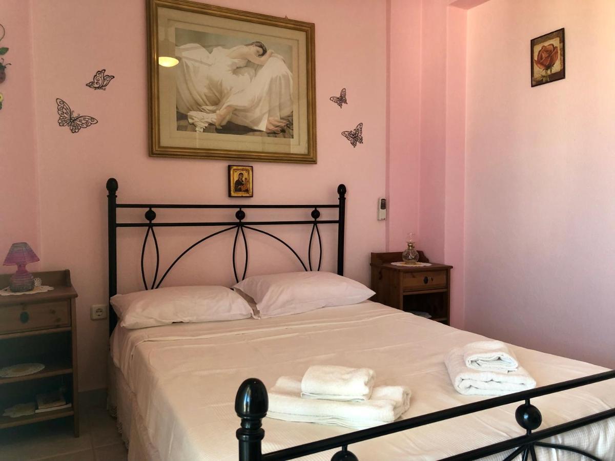 Gerakini 2Br Apt With Shared Pool Buitenkant foto