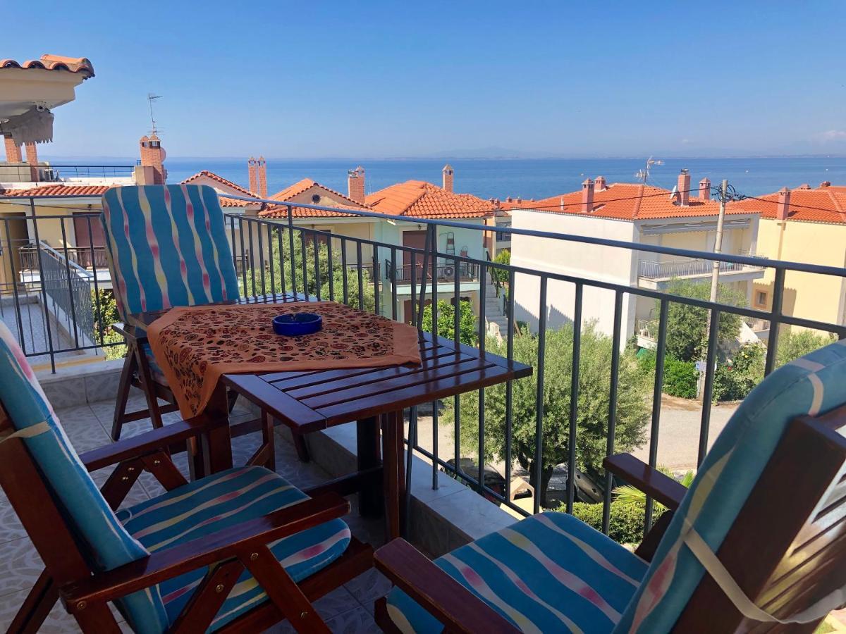 Gerakini 2Br Apt With Shared Pool Buitenkant foto